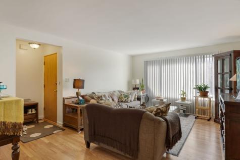 135 Ridge Avenue Evanston IL 60202