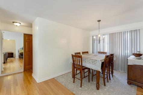 135 Ridge Avenue Evanston IL 60202