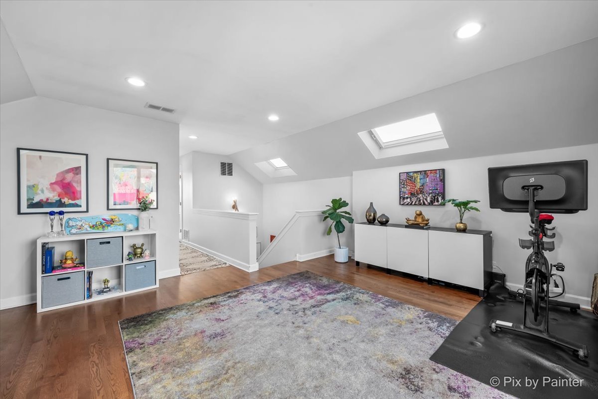 2216 North Hamilton Avenue Chicago IL 60647