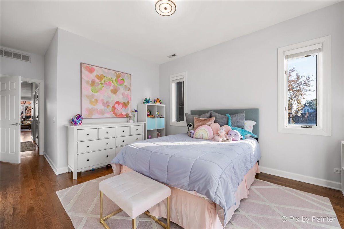 2216 North Hamilton Avenue Chicago IL 60647