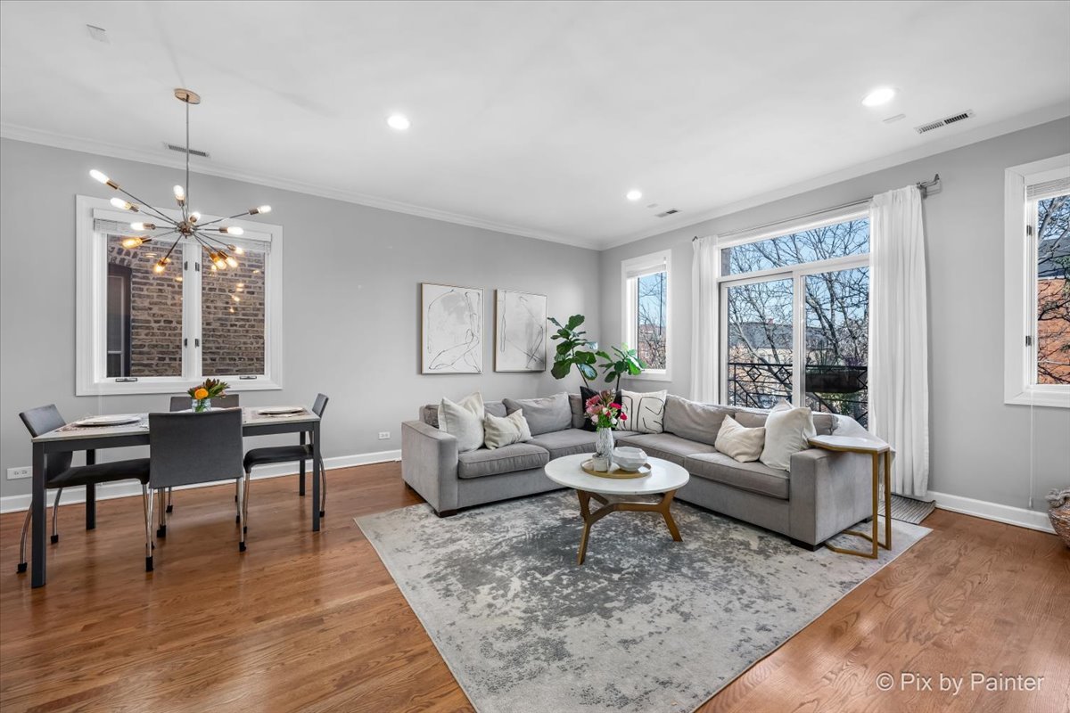 2216 North Hamilton Avenue Chicago IL 60647