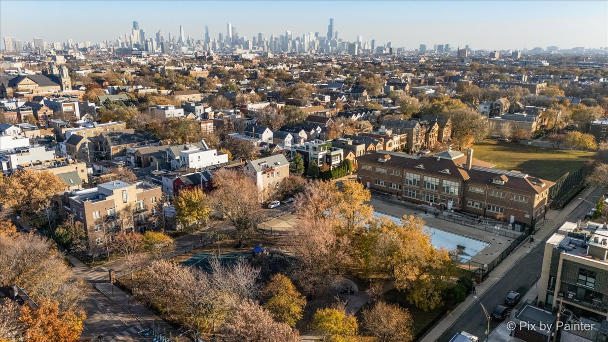 2216 North Hamilton Avenue Chicago IL 60647