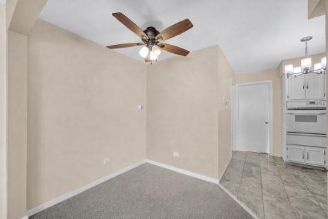 12 King Arthur Court Northlake IL 60164