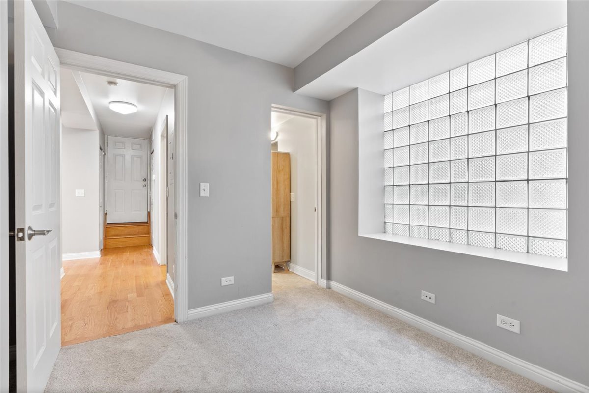 2307 West Haddon Avenue Chicago IL 60622