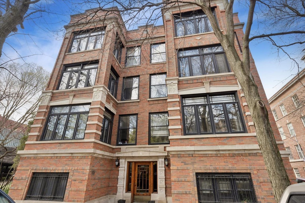 5802 South Blackstone Avenue Chicago IL 60637