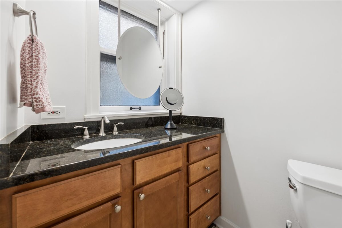 5802 South Blackstone Avenue Chicago IL 60637