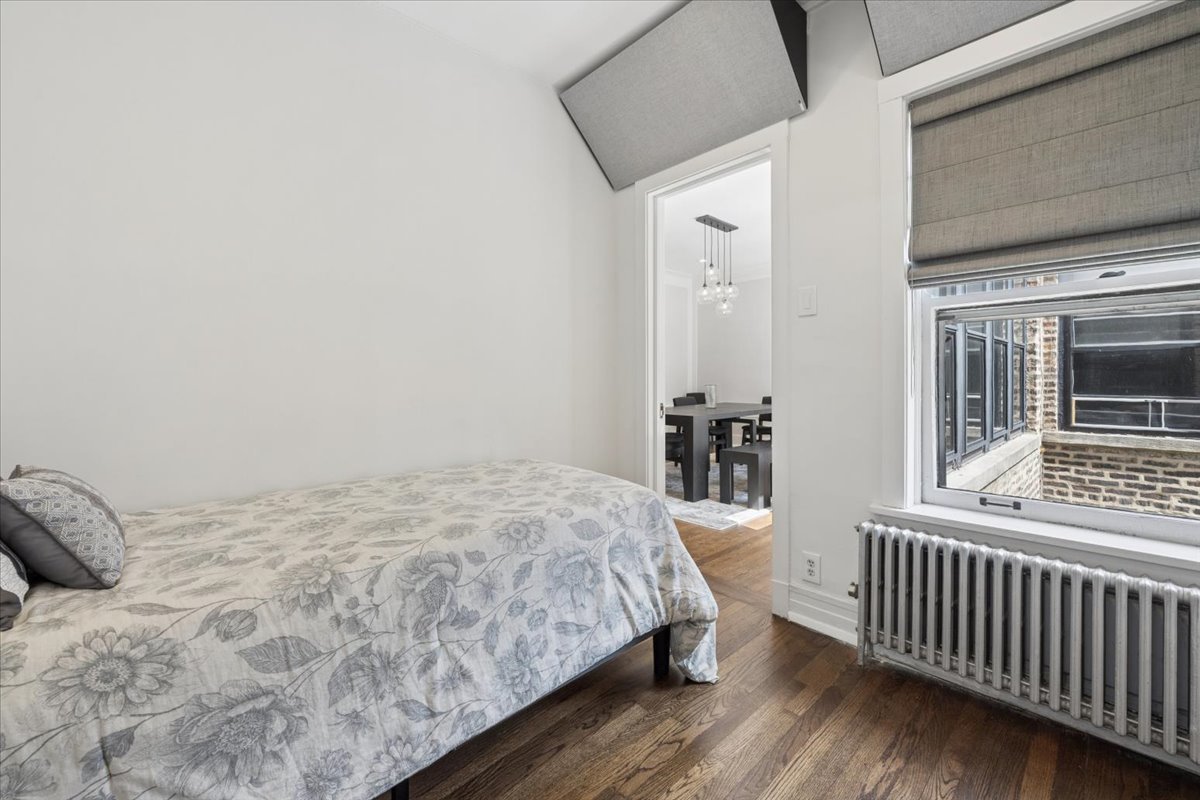 5802 South Blackstone Avenue Chicago IL 60637
