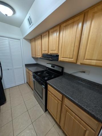 1756 Fayette Hoffman Estates IL 60169