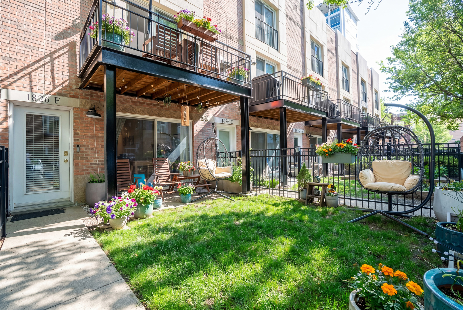 1826 South Michigan Avenue Chicago IL 60616