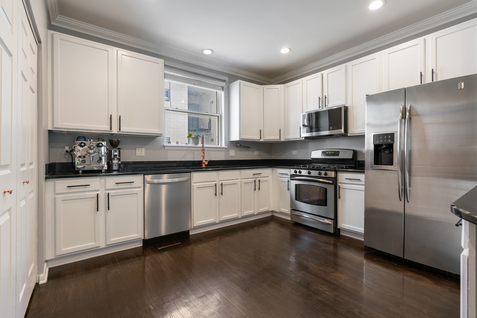 1826 South Michigan Avenue Chicago IL 60616