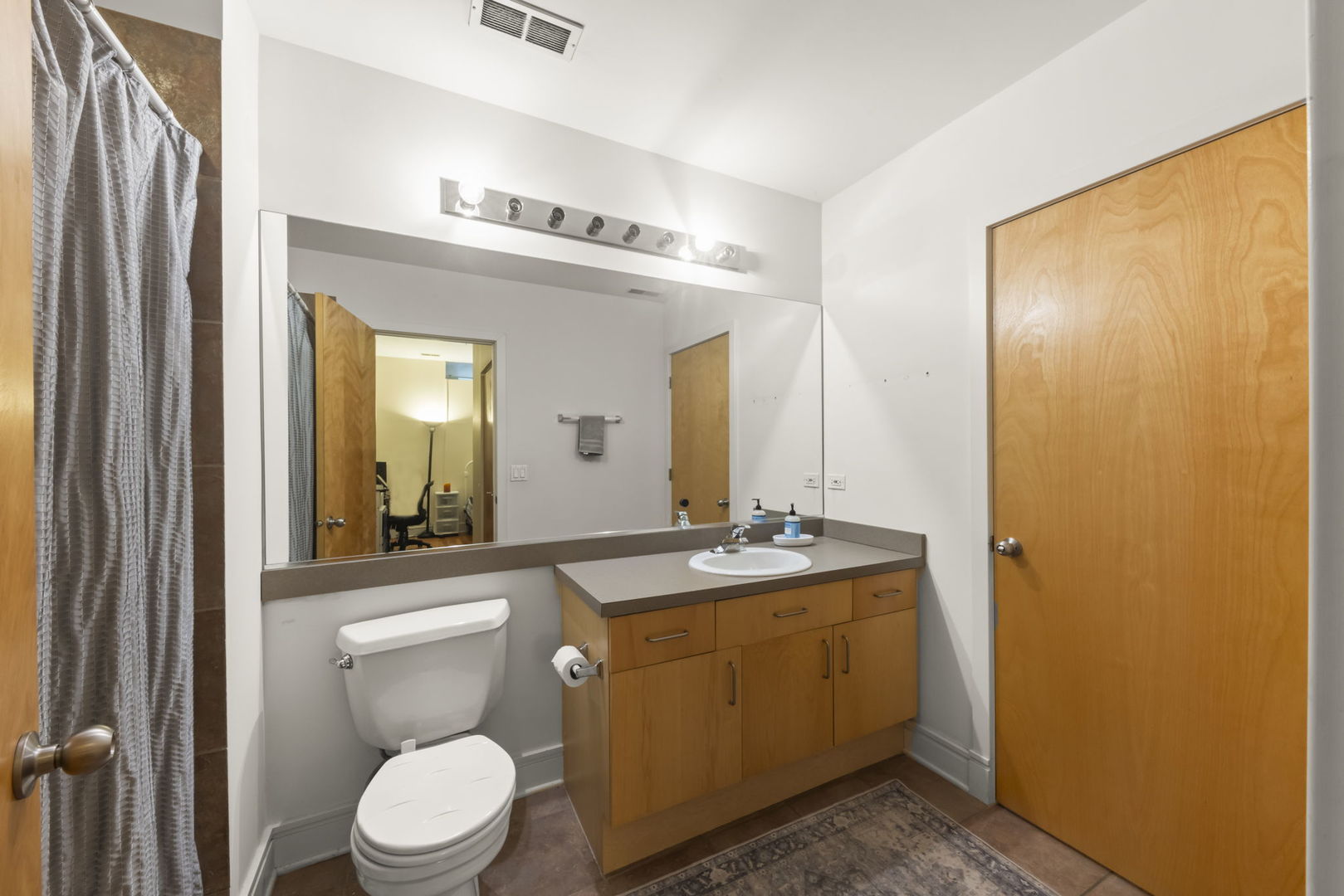 212 West Washington Avenue Chicago IL 60606