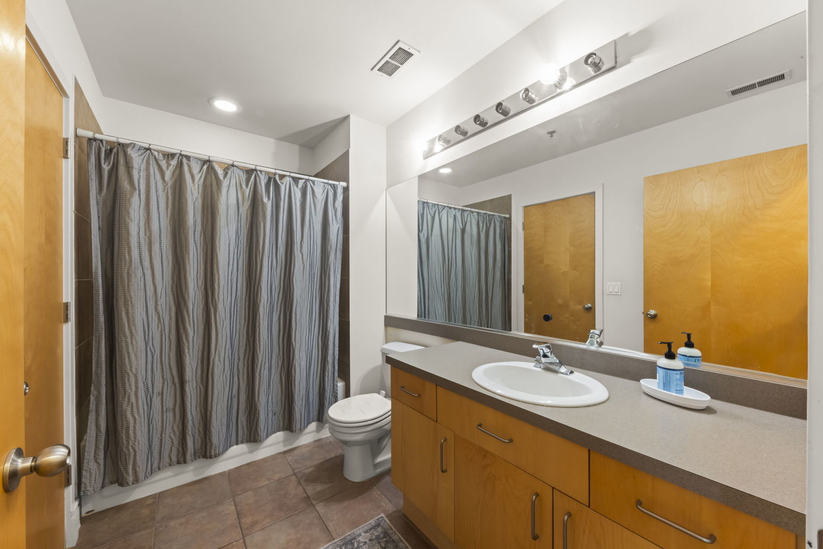 212 West Washington Avenue Chicago IL 60606