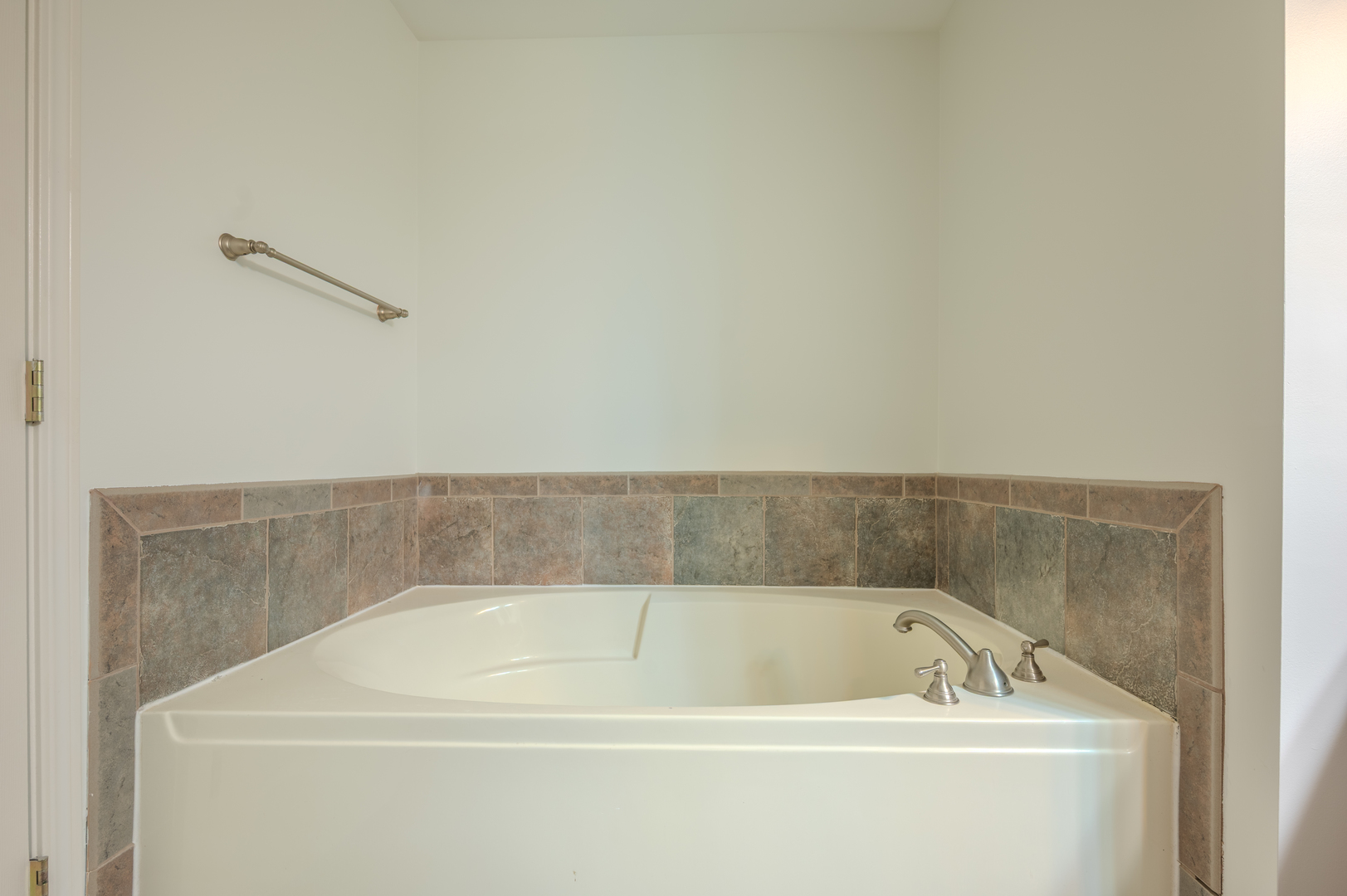 733 Station Boulevard Aurora IL 60504