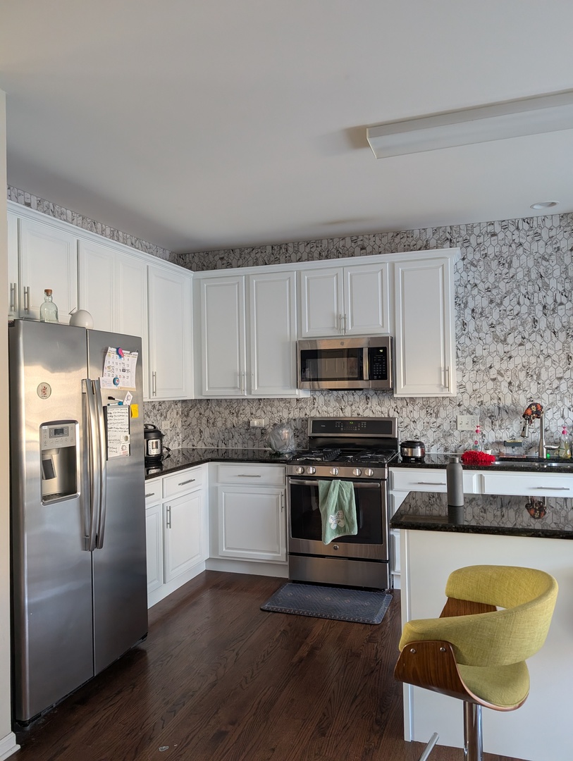 733 Station Boulevard Aurora IL 60504