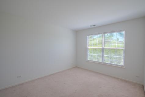 733 Station Boulevard Aurora IL 60504