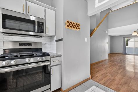 302 Grande Drive Minooka IL 60447