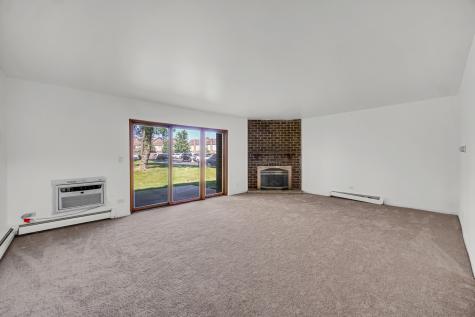 10369 Dearlove Road Glenview IL 60025