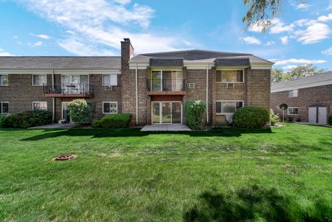 10369 Dearlove Road Glenview IL 60025