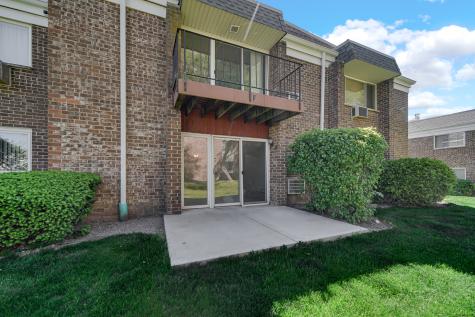 10369 Dearlove Road Glenview IL 60025