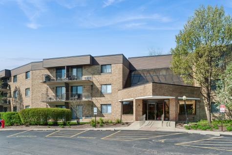 5550 Astor Lane Rolling Meadows IL 60008