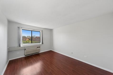 5550 Astor Lane Rolling Meadows IL 60008