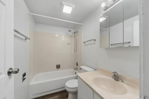 5550 Astor Lane Rolling Meadows IL 60008