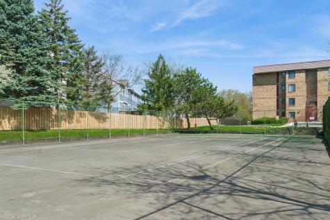5550 Astor Lane Rolling Meadows IL 60008