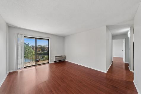 5550 Astor Lane Rolling Meadows IL 60008