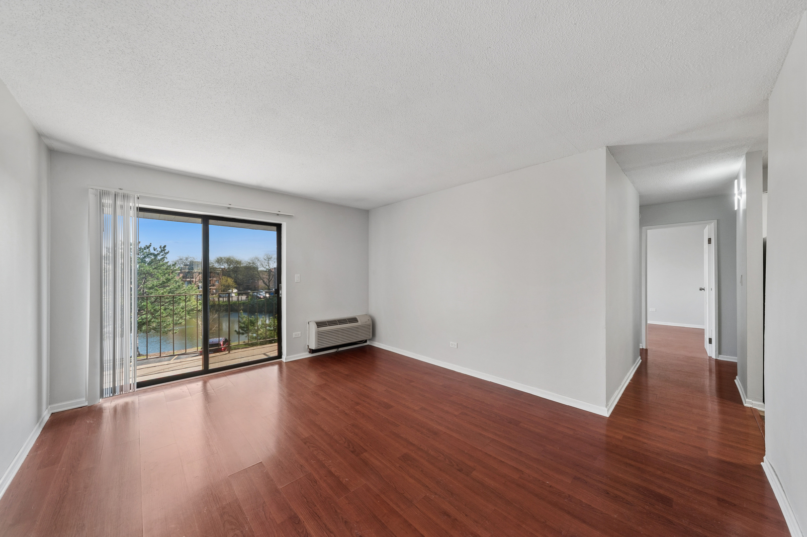 5550 Astor Lane Rolling Meadows IL 60008