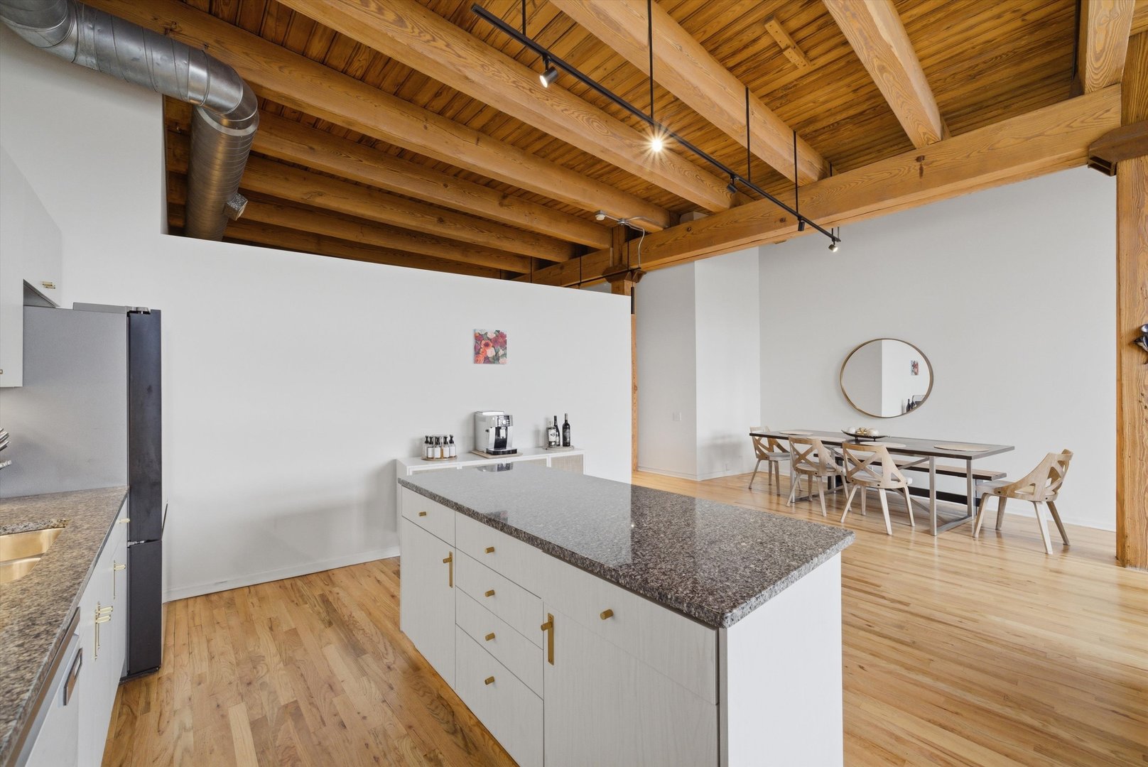 2544 West North Avenue Chicago IL 60647