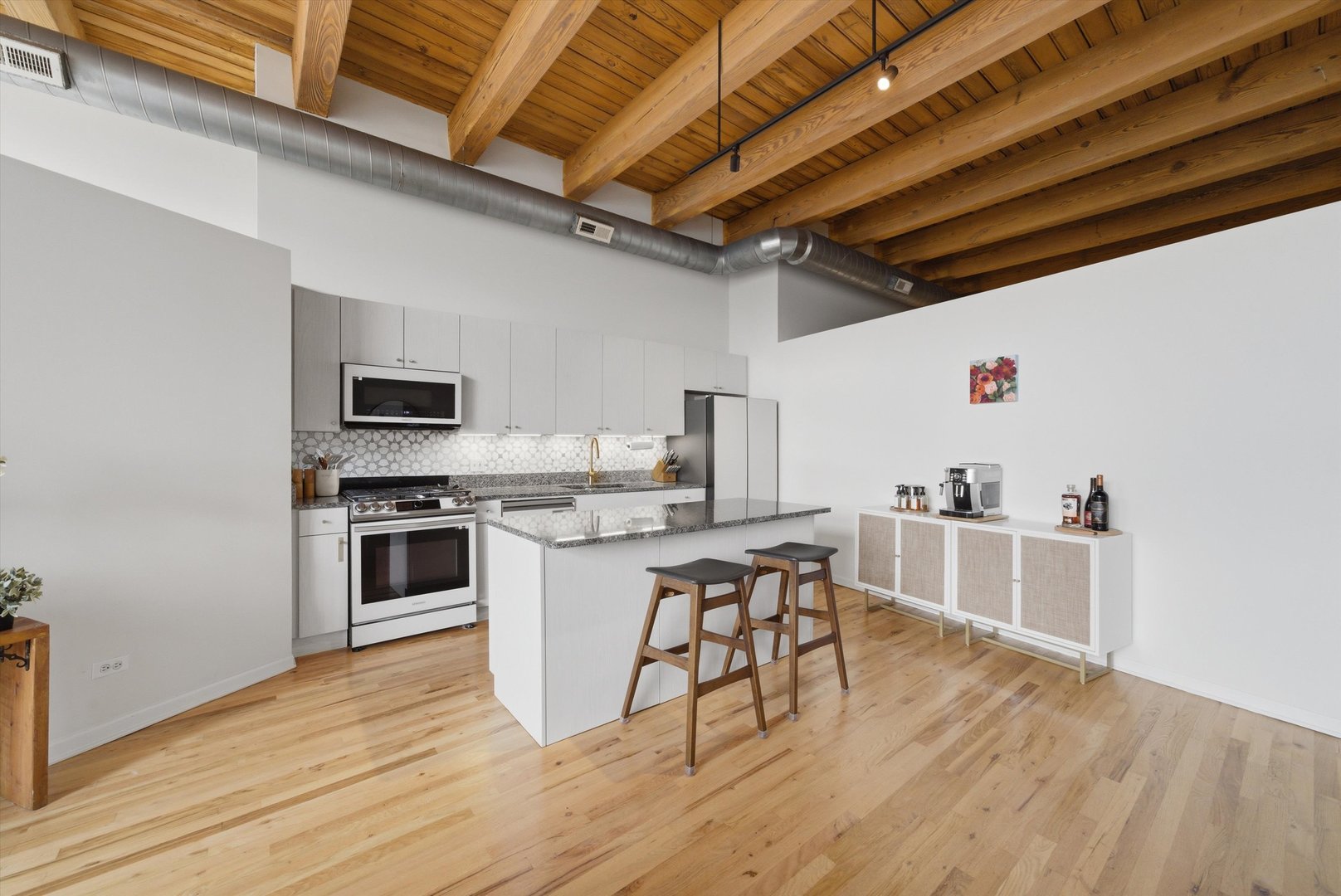2544 West North Avenue Chicago IL 60647