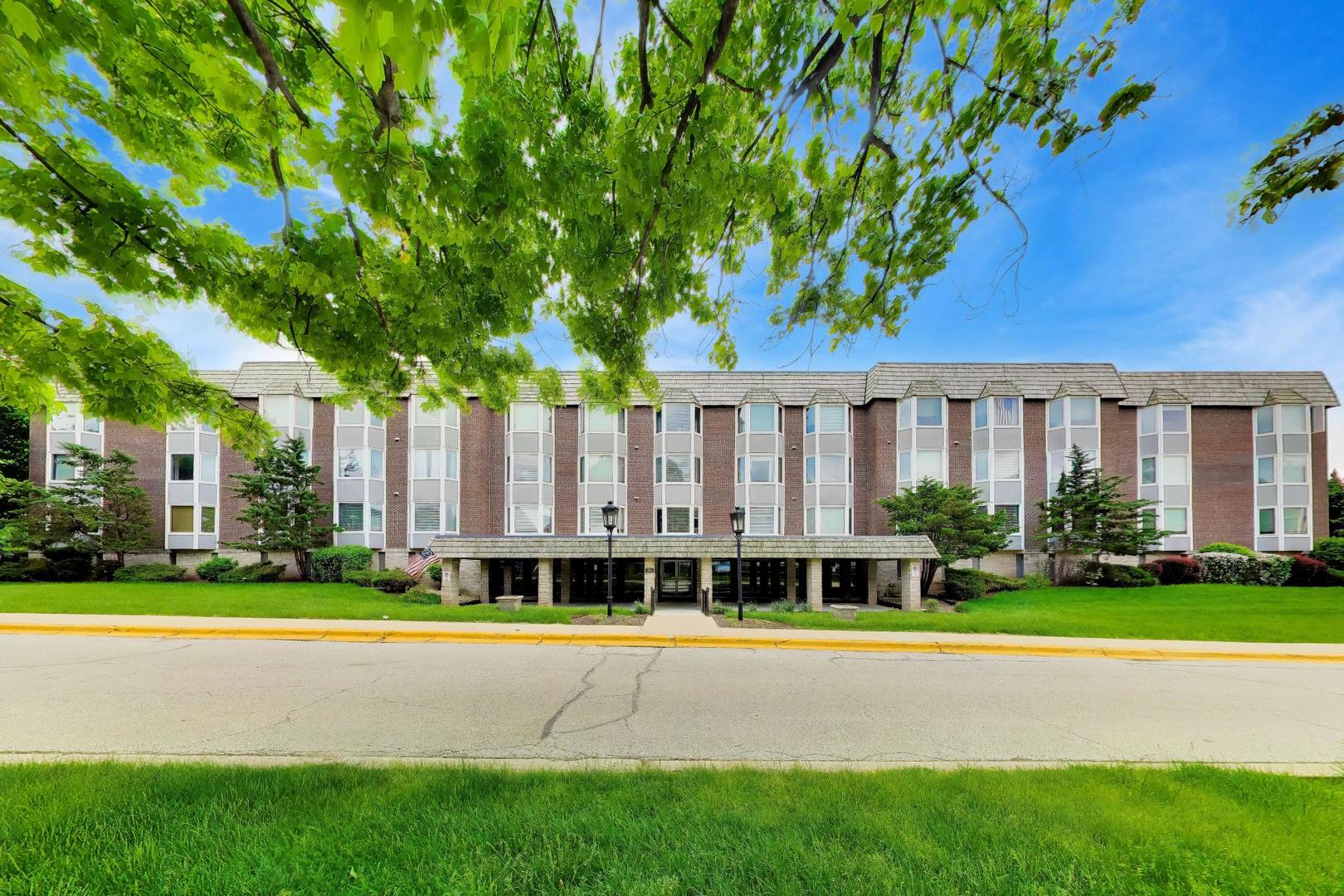 201 Thames Parkway Park Ridge IL 60068