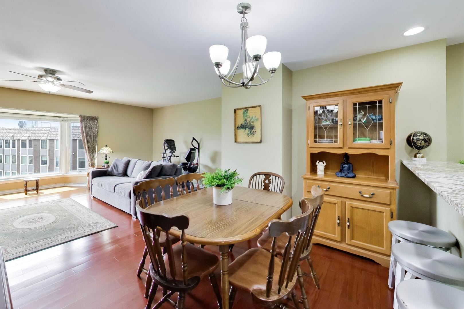 201 Thames Parkway Park Ridge IL 60068