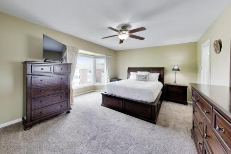 201 Thames Parkway Park Ridge IL 60068