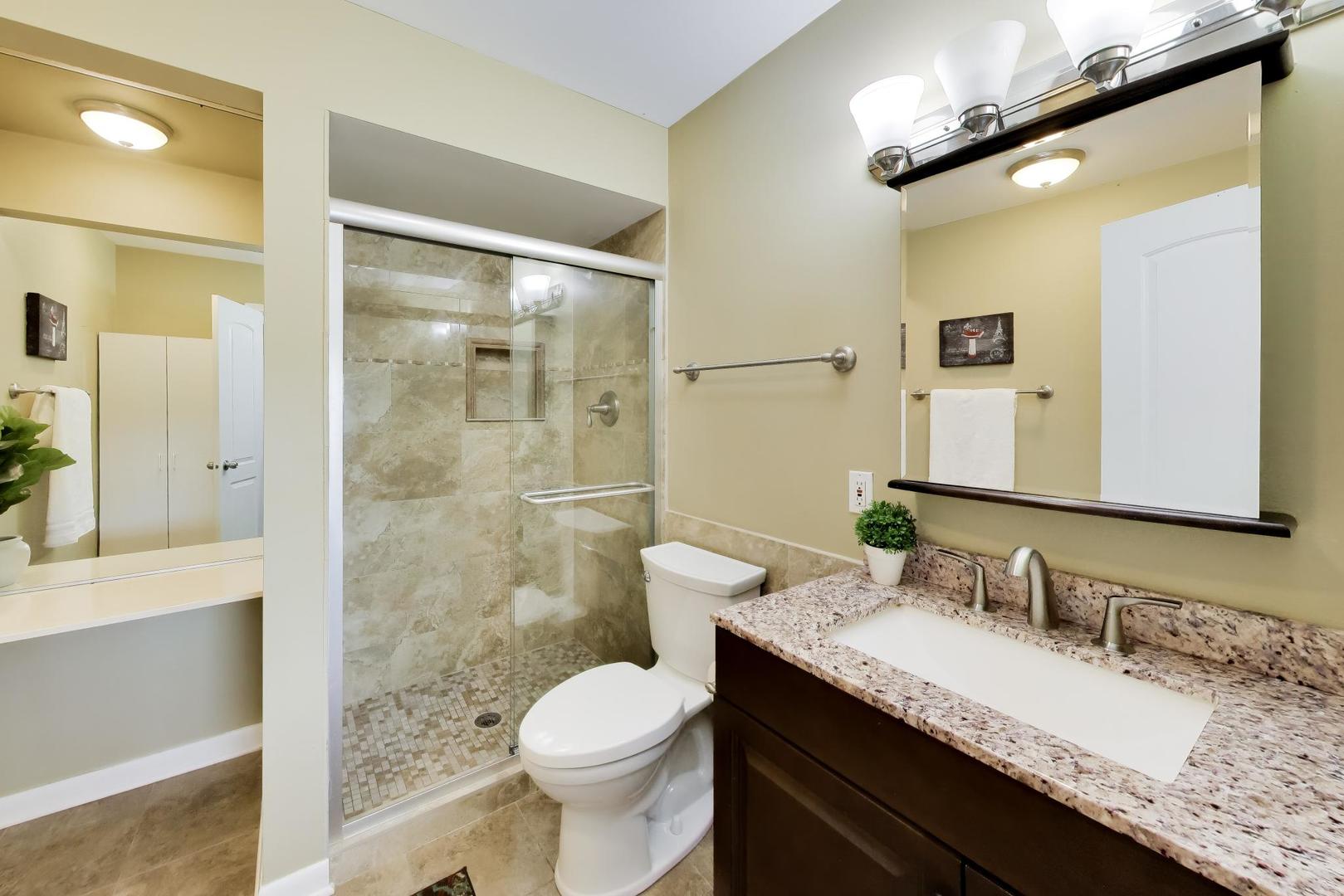 201 Thames Parkway Park Ridge IL 60068