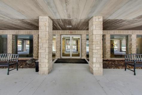201 Thames Parkway Park Ridge IL 60068