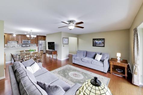 201 Thames Parkway Park Ridge IL 60068