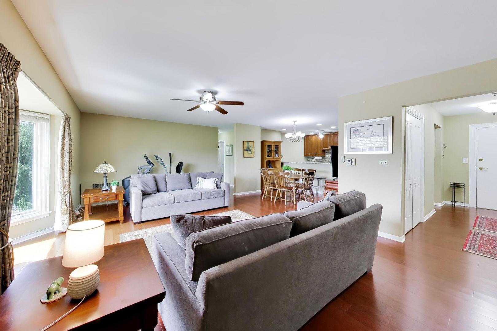 201 Thames Parkway Park Ridge IL 60068