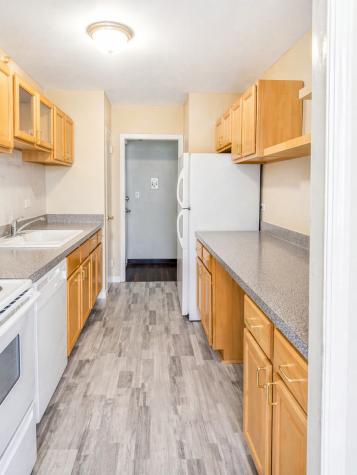 6301 North Sheridan Road Chicago IL 60660