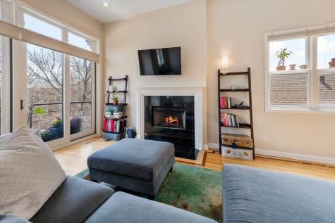 832 North Washtenaw Avenue Chicago IL 60622