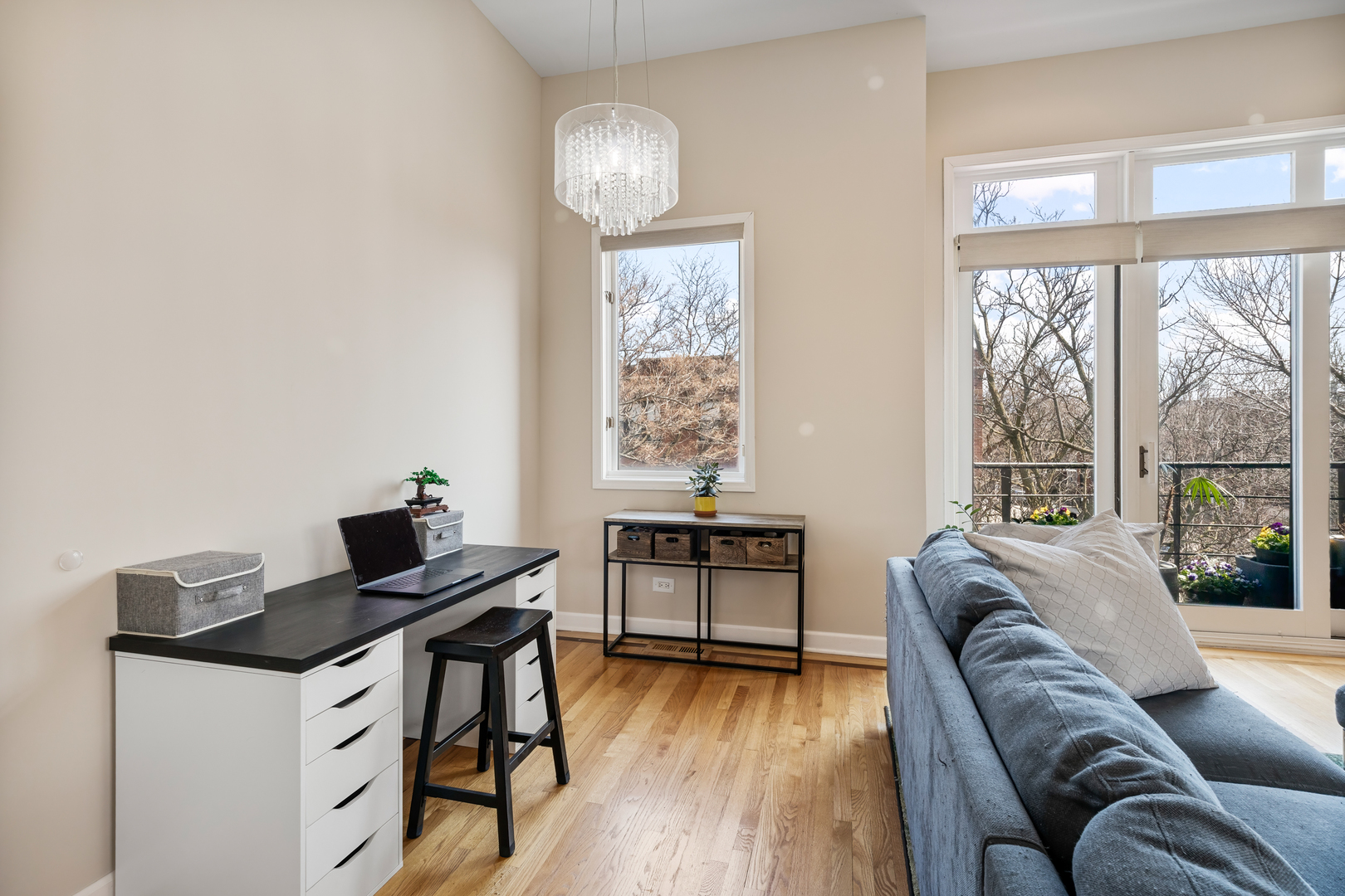 832 North Washtenaw Avenue Chicago IL 60622