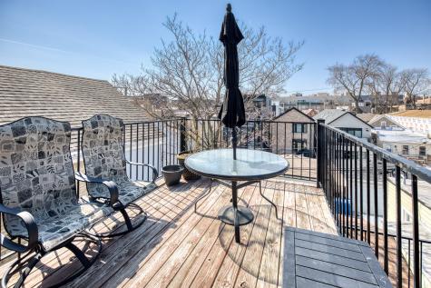 832 North Washtenaw Avenue Chicago IL 60622