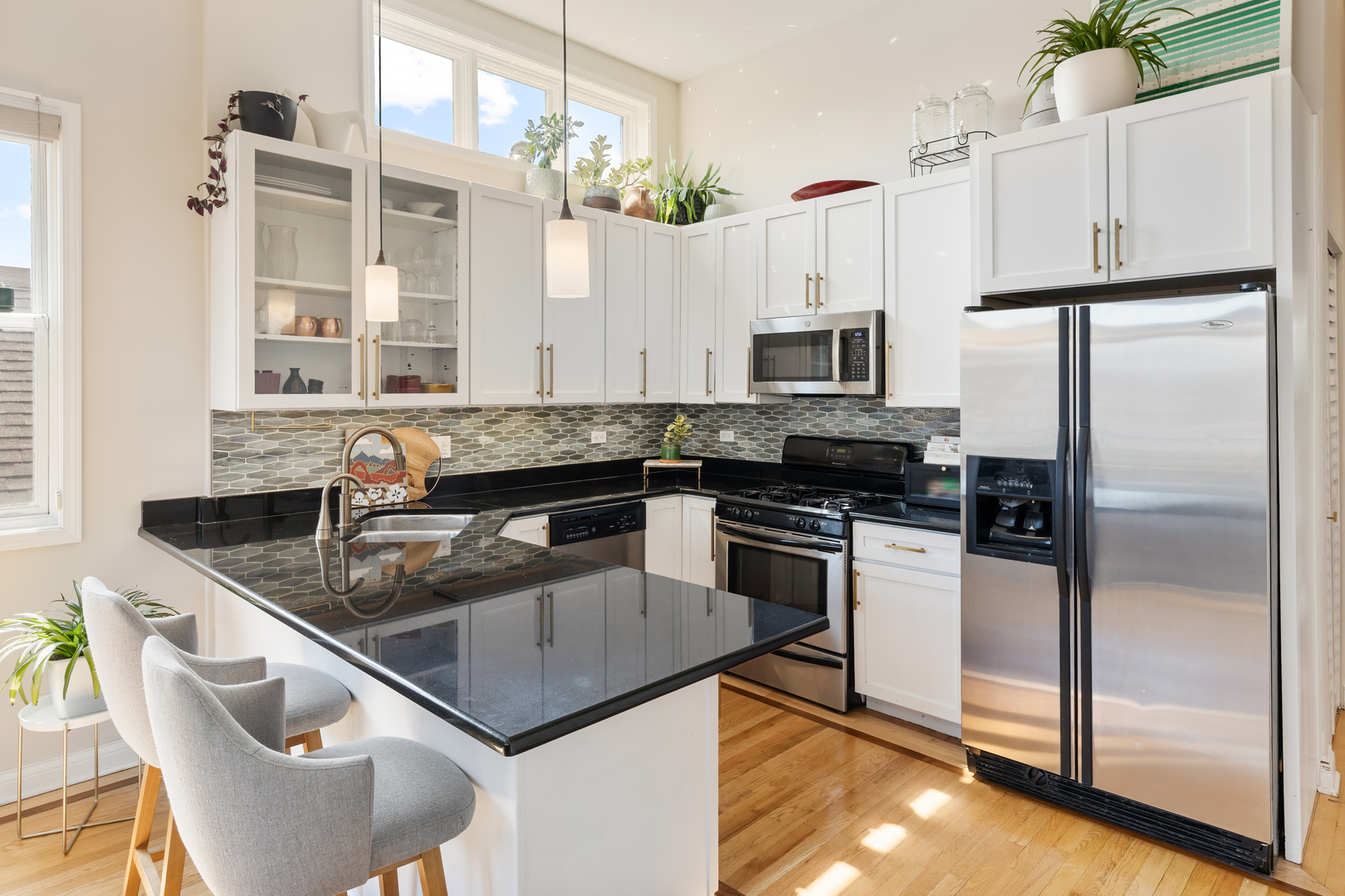 832 North Washtenaw Avenue Chicago IL 60622