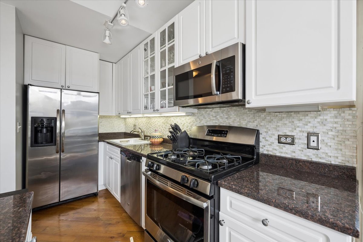 1945 North Sheffield Avenue Chicago IL 60614