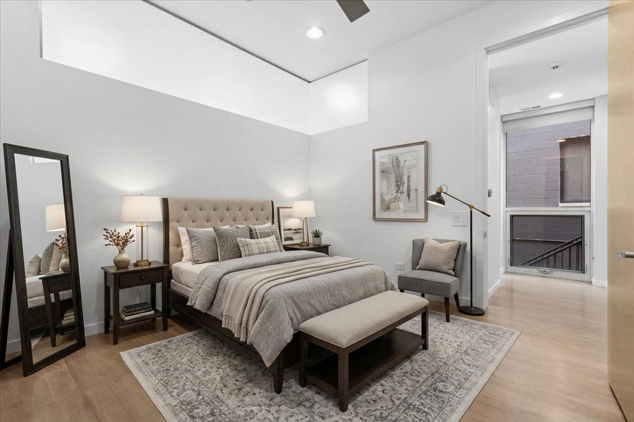 2323 North Leavitt Street Chicago IL 60647