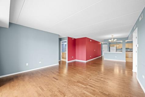 6807 North Milwaukee Avenue Niles IL 60714