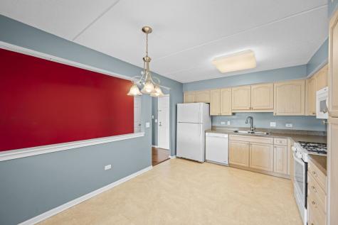 6807 North Milwaukee Avenue Niles IL 60714