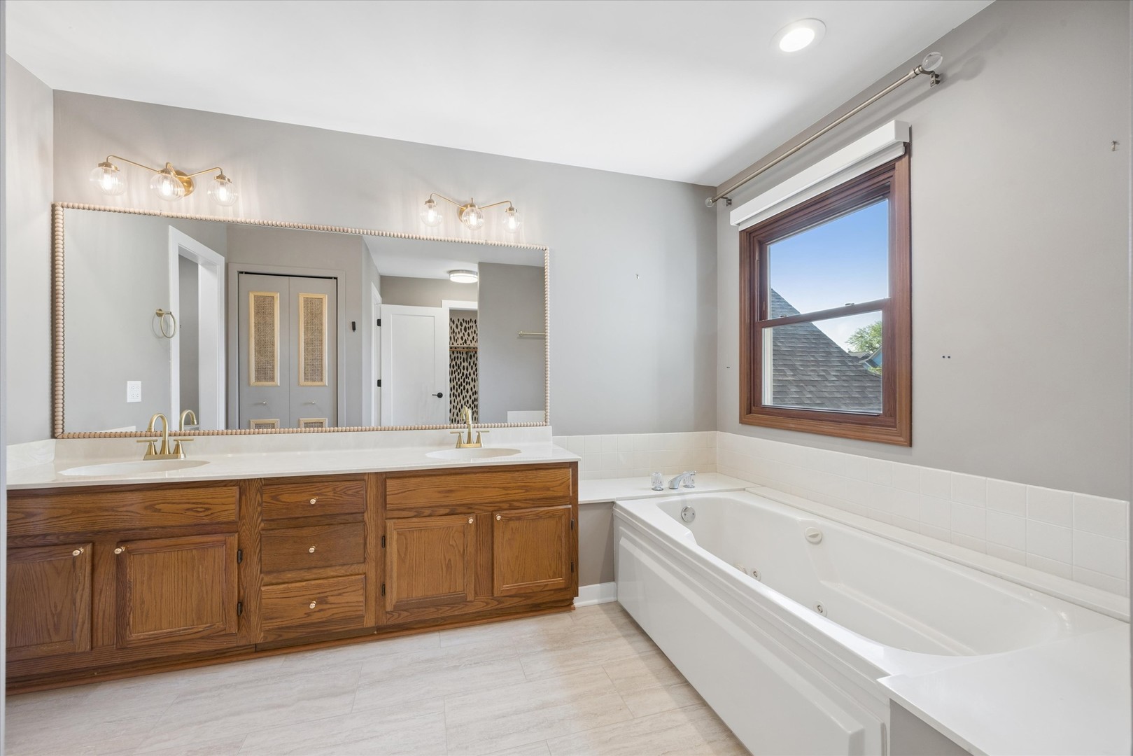 1239 Tennyson Lane Naperville IL 60540