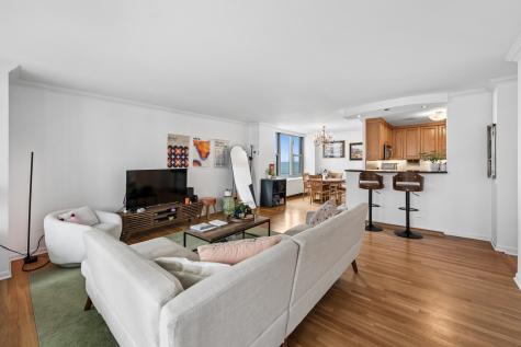 400 East Randolph Street Chicago IL 60601