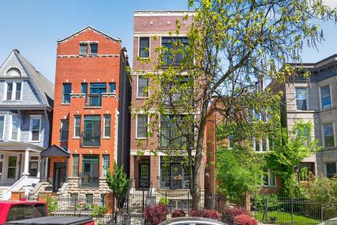 924 West Roscoe Street Chicago IL 60657